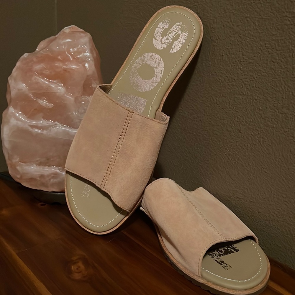 Sorel Ella Block Slide Sandal Honest Beige Suede Upper 9 MSRP $80